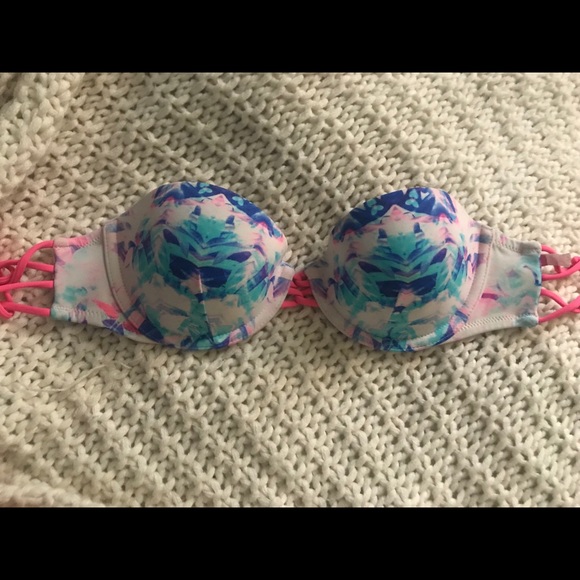 Victoria Secret bathing suit (TOP & BOTTOM) - Picture 1 of 5
